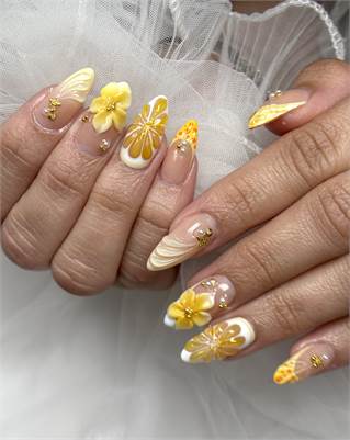 Tiệm đông khách cách Bolsa 22 mins. CẦN THỢ kinh nghiệm Bột, Gel-X, Gel Builder....