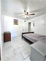 SHARE ROOM