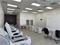 Sang tiệm nail mới ở Sunset Blvd, Los Angeles